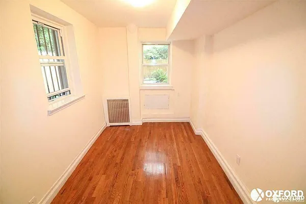 Rented by Oxford Property Group | media 10