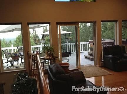 Living Room
						:
						Lots of South facing Windows
Breathtaking view of the Alaska Range