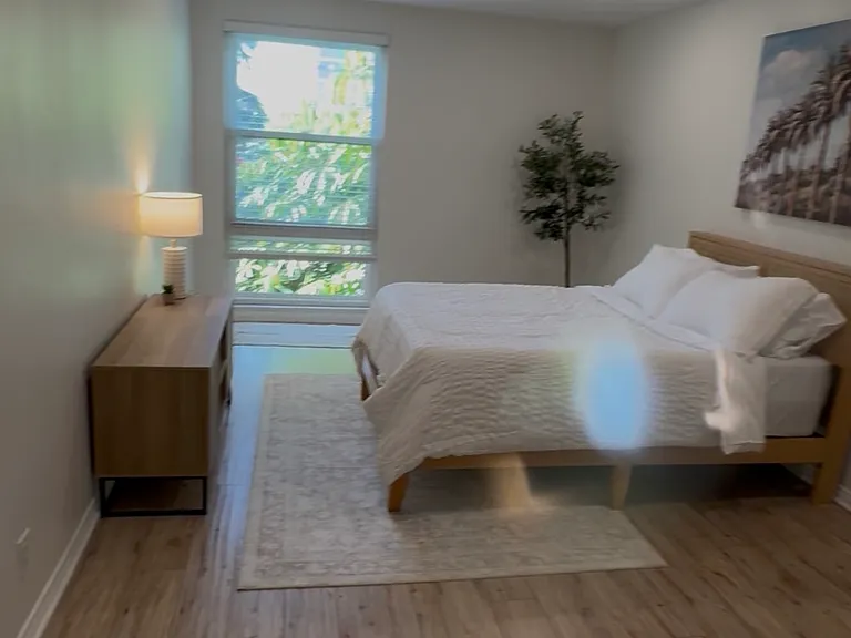 The Kelton Apartments — Photo 10