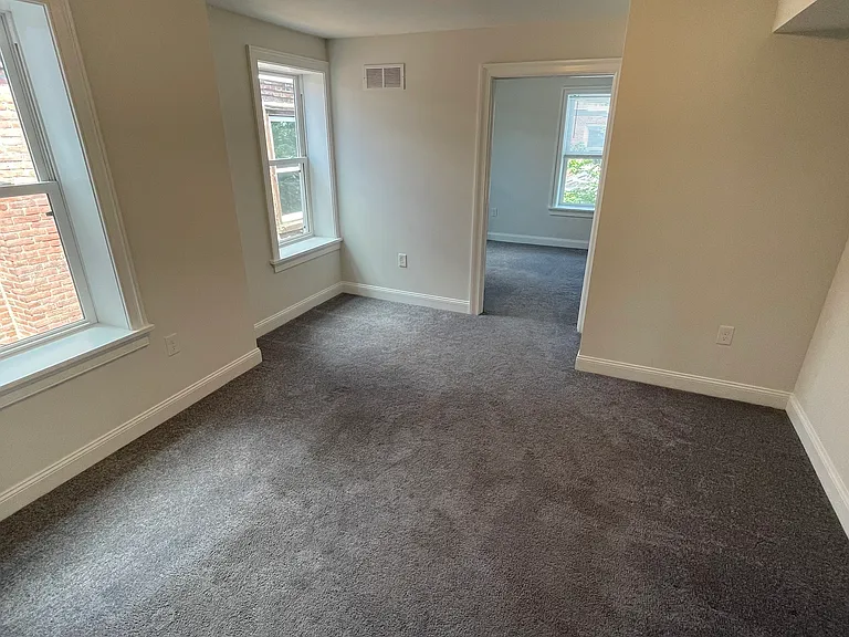4049 Spruce St #A — Photo 12