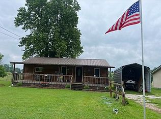2916 Wells Lock Rd, Elizabeth, WV 26143