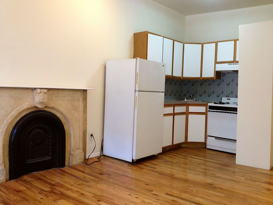1st image of 238 5th Ave Ste A