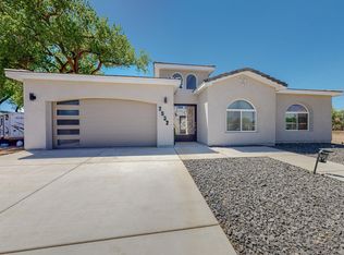 2532 Acequia Dr SW, Albuquerque, NM 87105