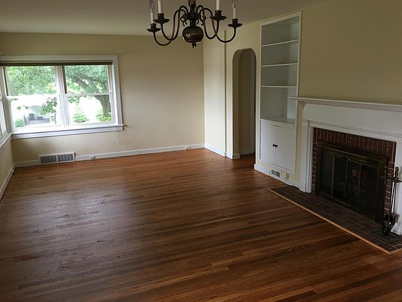 Living room with working fireplace