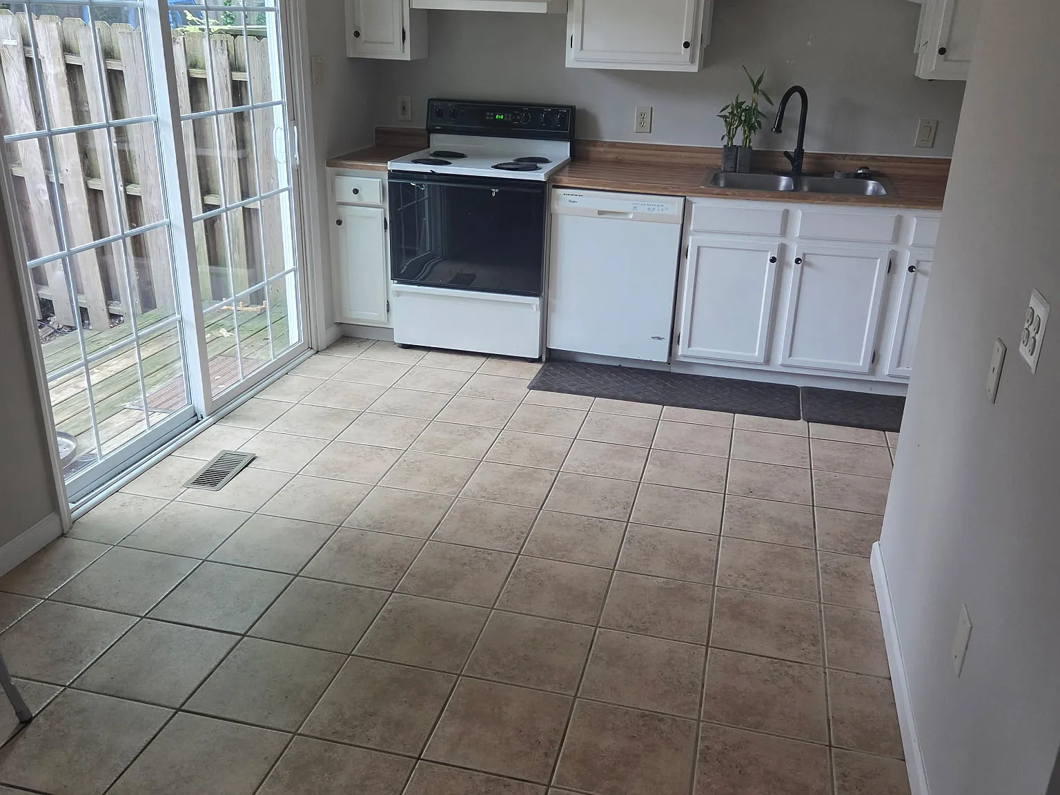 6 Morningstar Dr — Photo 3