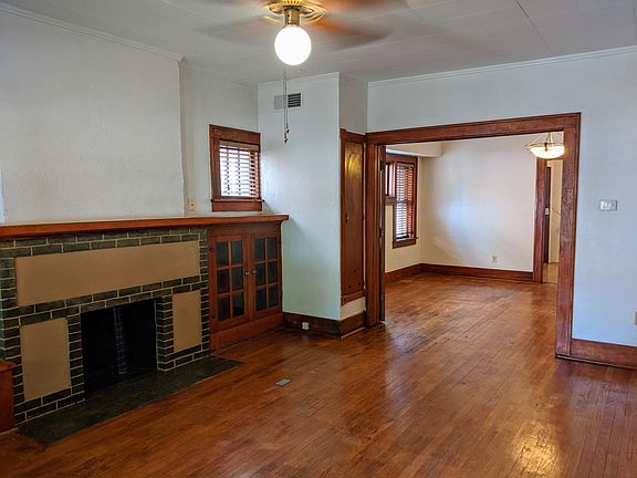 3rd image of 708 NE 15th St