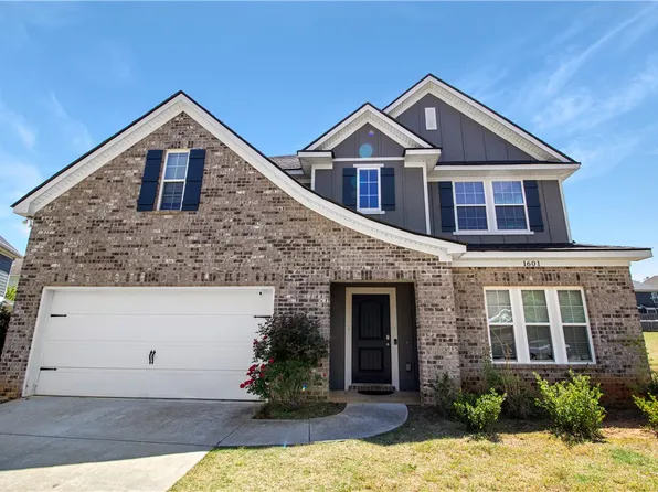 1601 Lilah Ct, Auburn, AL 36830