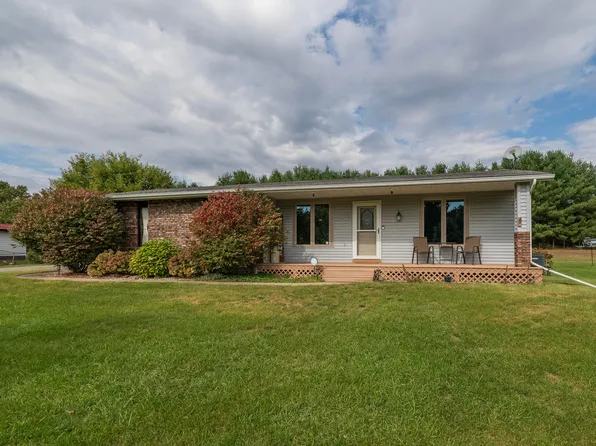 59134 Whitewood Dr, Mattawan, MI 49071