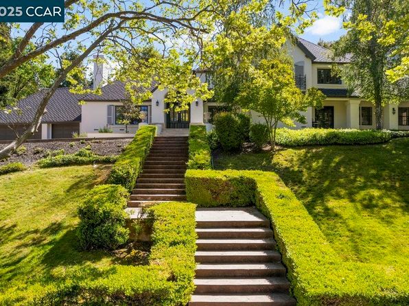 532 Blackhawk Club Dr, Danville, CA 94506