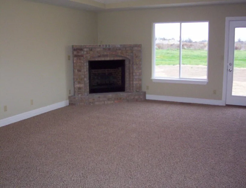 Beautiful 4 bedroom house in Battlefield! — Photo 3
