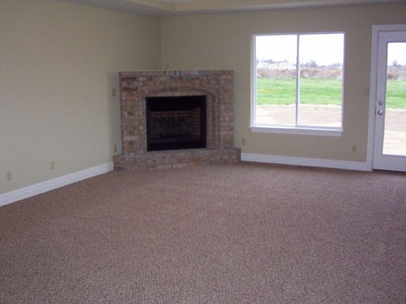 3rd image of 4513 W Somerset Dr