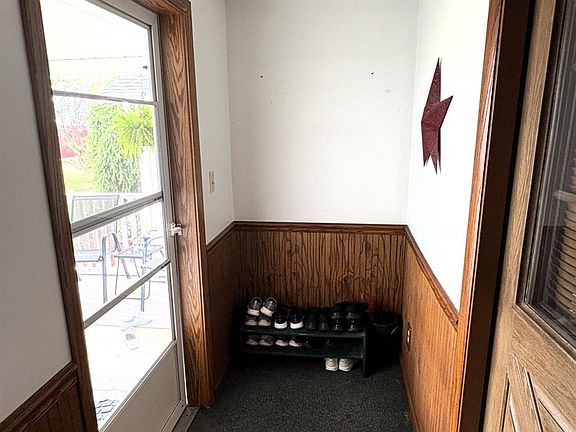 2nd image of 9005 Thorpe Rd