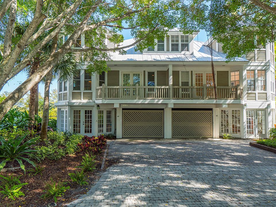 1st image of 44 Seawatch Lake Dr