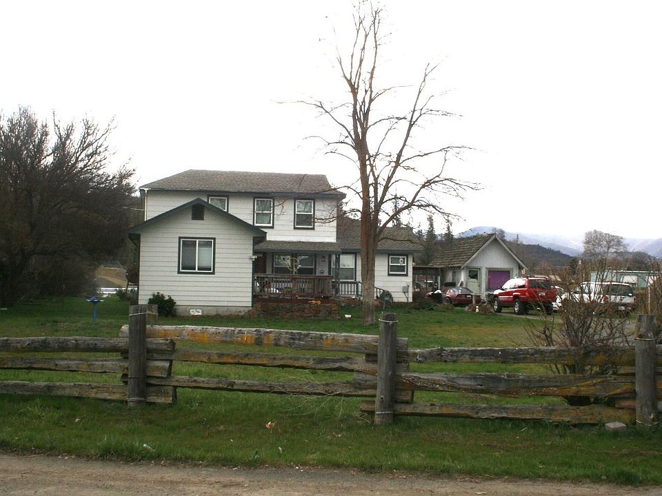 2nd image of 356 Bridge St