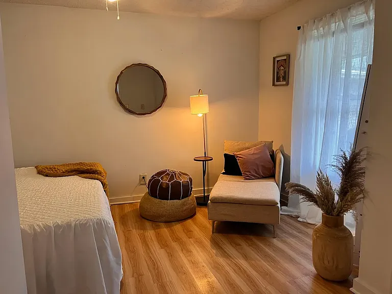 5520 Summit Ave #3 — Photo 9