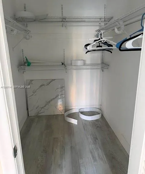 901 NE 14th Ave #305 — Photo 6
