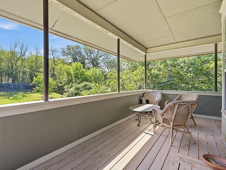 1305 Cometa St — Photo 16