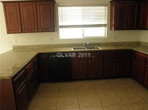 4th image of 1613 Big Valley Ln