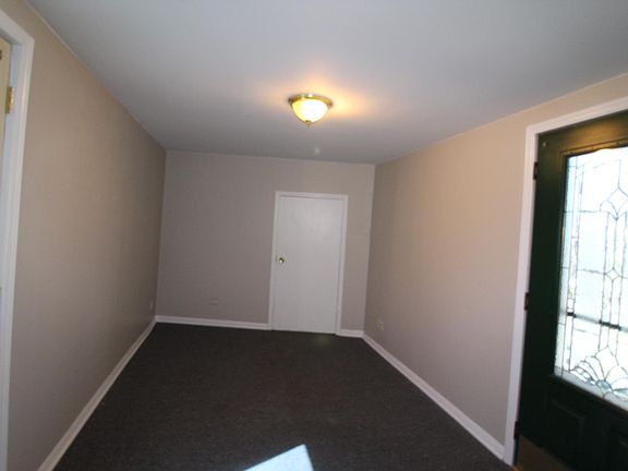 3rd image of 1422 Elmwood Ave