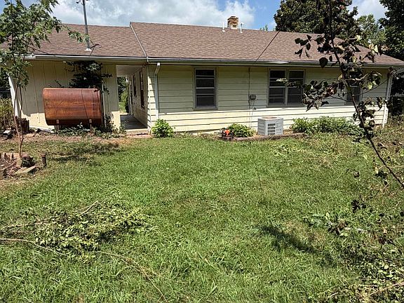 3rd image of 218 Westmont Drive
