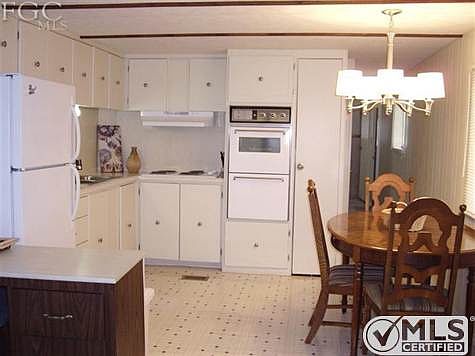 3rd image of 2730 Teakwood Blvd