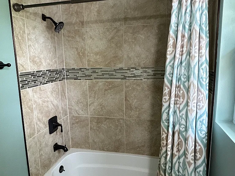 2851 Washington Ave — Photo 13