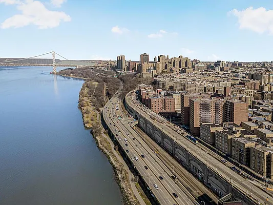 Rented by Re/Max In The City | media 31