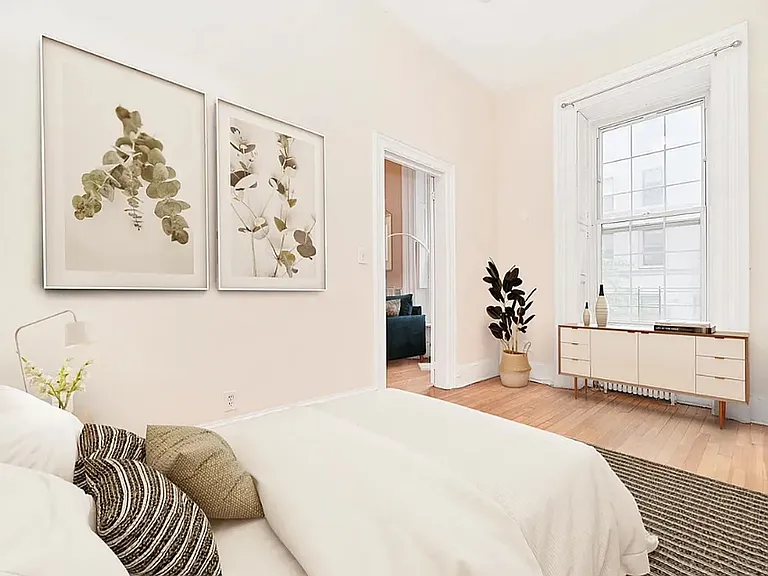 25 E 38th St #3F — Photo 2