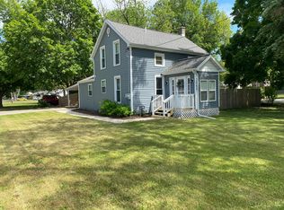 2085 Fairplain Ave, Benton Harbor, MI