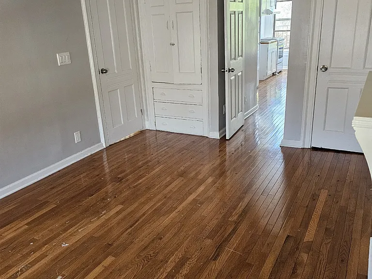 27 Wakeman Ave #3 — Photo 3