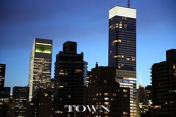 Rented by Town Residential | media 30