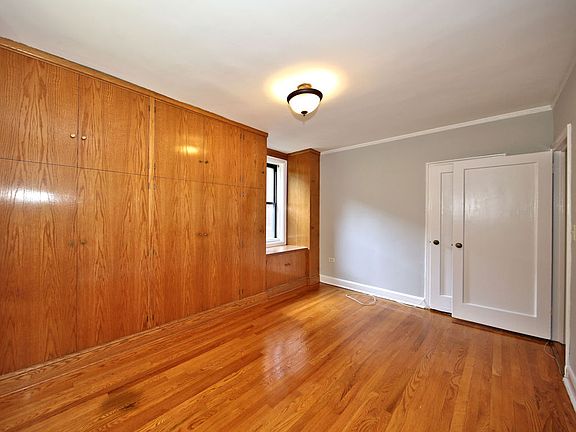 5th image of 212D Larchmont Acres W #Apartment