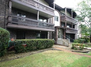 14023 Gail Ln APT 406, Crestwood, IL 60445
