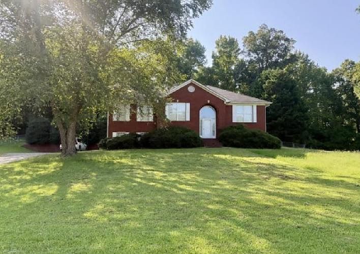 1st image of 2029 Magnolia Rd
