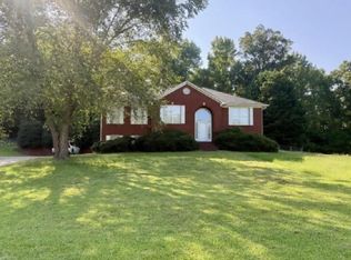2029 Magnolia Rd, Leeds, AL 35094