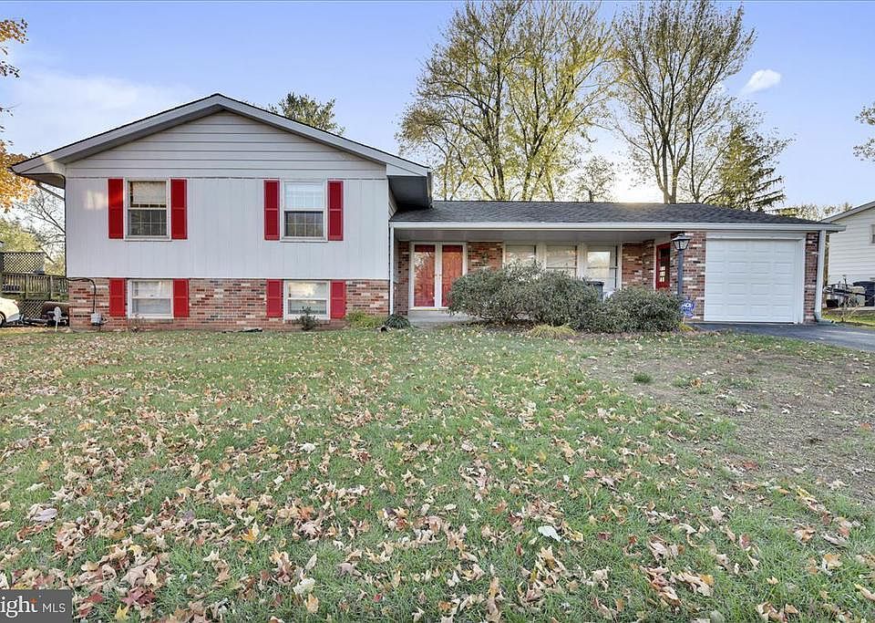 1st image of 1504 N Dinwiddie St