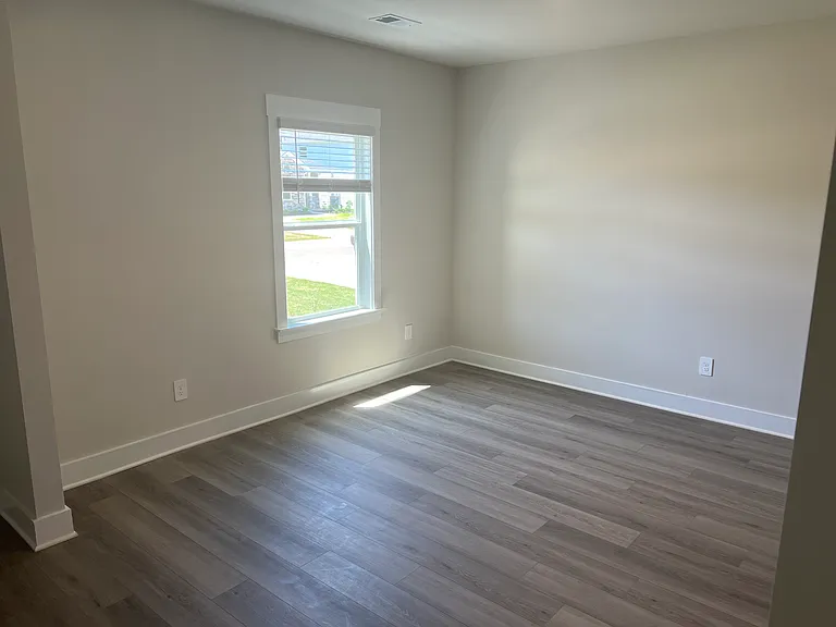 920 Burghley Cir — Photo 18