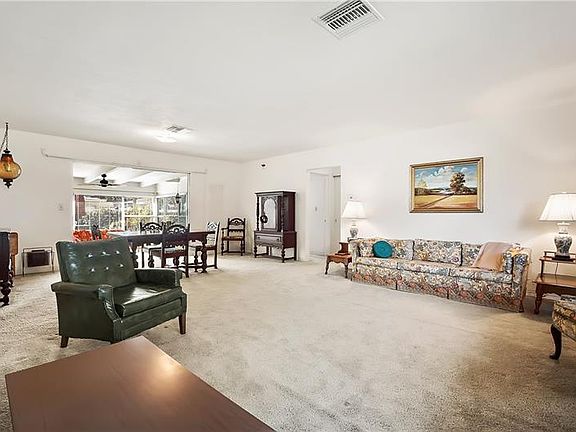 3rd image of 6718 3rd Ave N