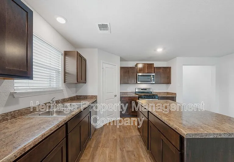 5720 Brook Pr — Photo 9