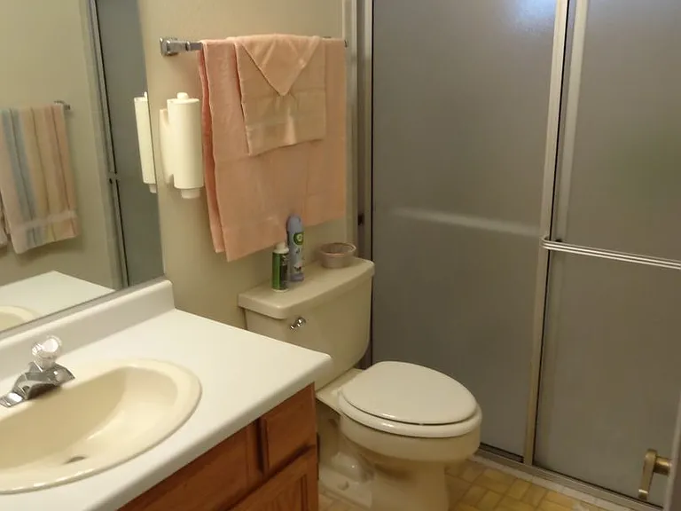 3288 Jamaica Blvd S — Photo 10