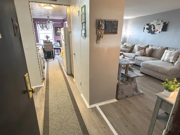 2483 West 16th Street image 4 of 26