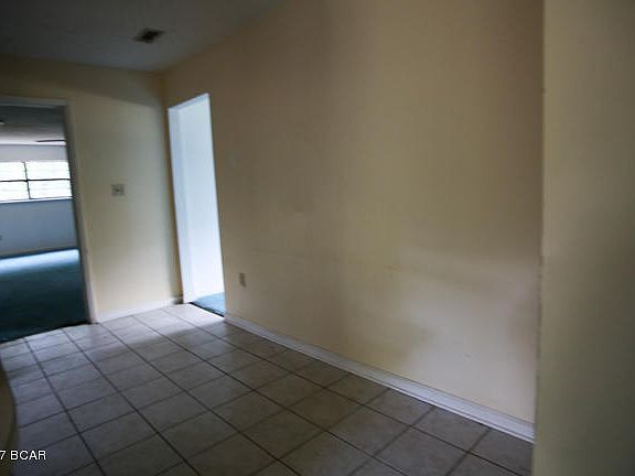 3rd image of 3231 Oblong Cres