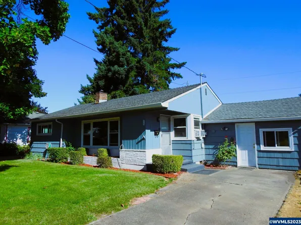2165 Stortz Ave NE, Salem, OR 97301
