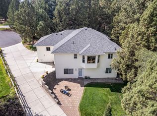 20840 Chloe Ln, Bend, OR 97702