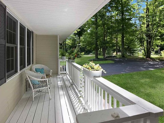 4th image of 8521 Bent Pine Dr