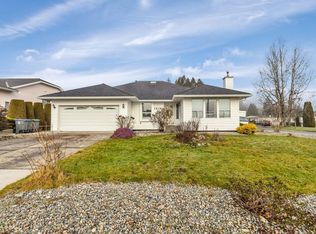 16191 16a Ave, Surrey, BC V4A 9J9