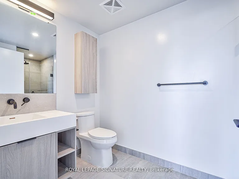 108 Peter St #1622 — Photo 7