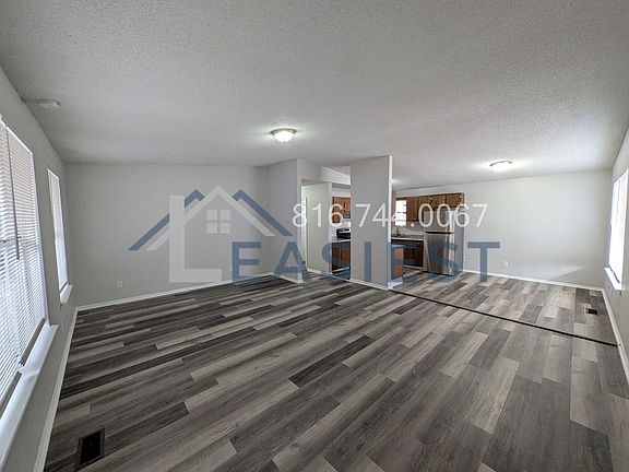 2nd image of 2606 Garfield Ave