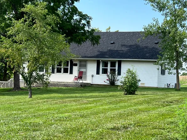 402 Short State Highway Y, Marshfield, MO 65706