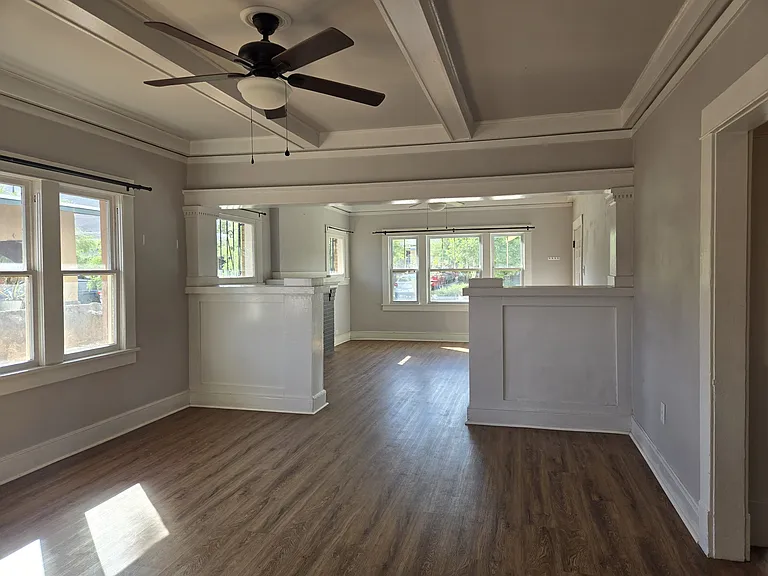 2930 Grant Ave — Photo 5